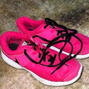 Hot Pink Size 2.5 Youth Nike Tennis Shoes